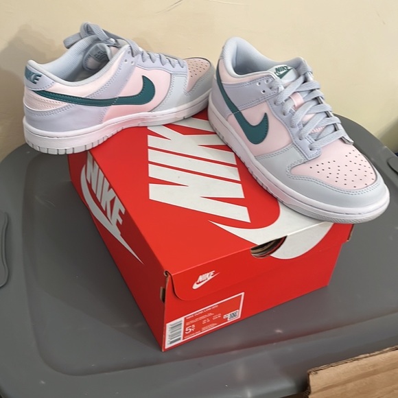 Nike Dunk Low Mineral Teal - Picture 6 of 6